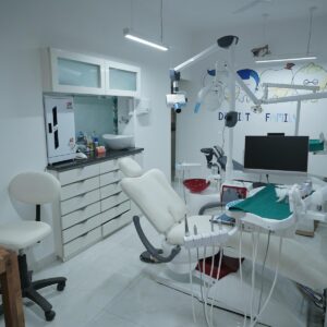 Dental Clinic 23